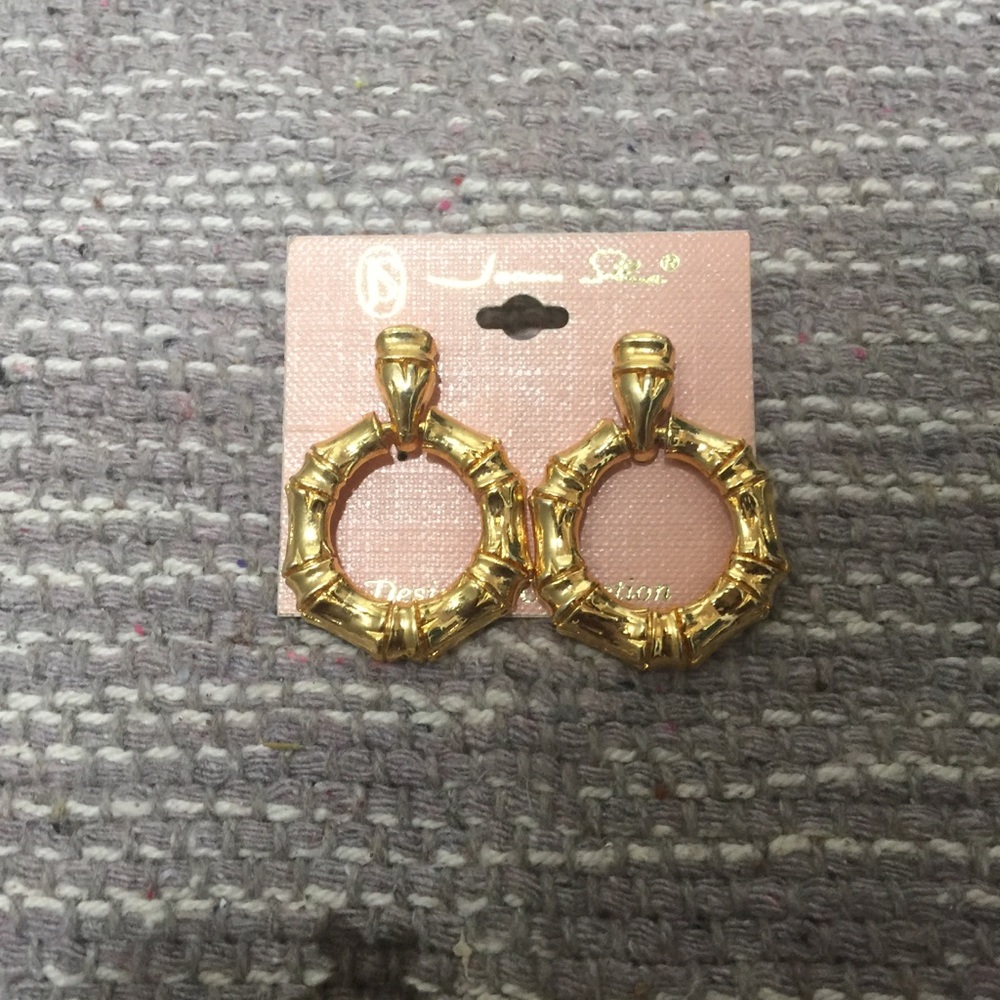 Joann She gold tone earrings - Picture 2 of 4